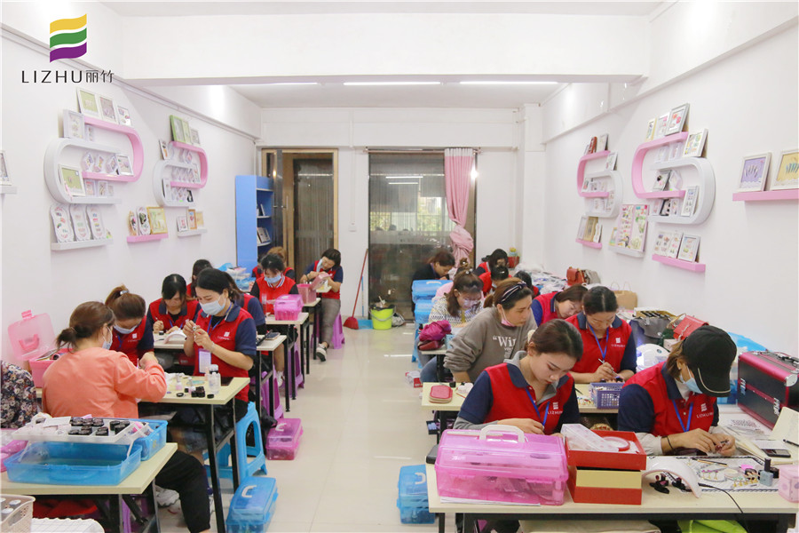 1614051501510736.jpg 美甲課堂練習.JPG