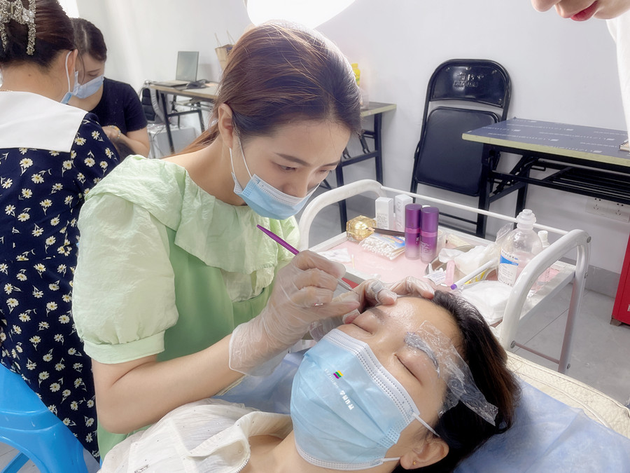 1741659993278949.jpg 900.jpg